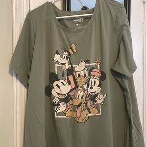 Disney tshirt
